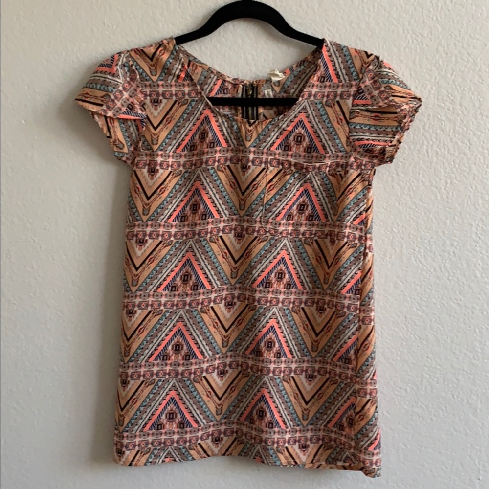 Patterned blouse